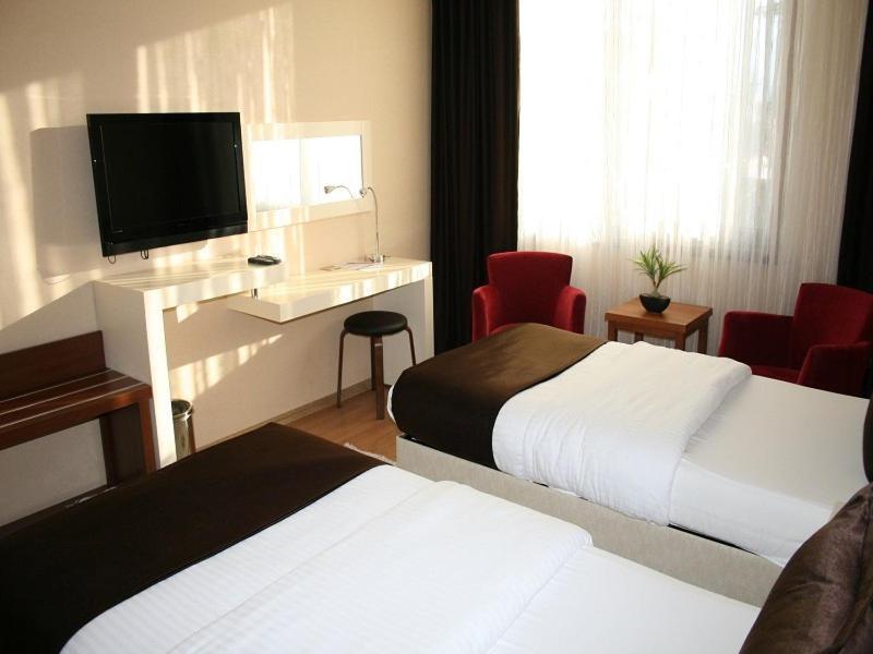 Gosterisli Otel Duzce Esterno foto