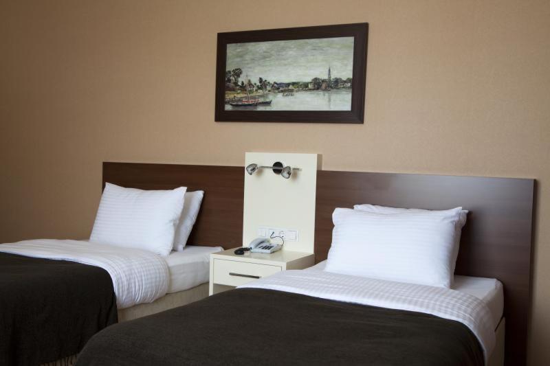 Gosterisli Otel Duzce Esterno foto